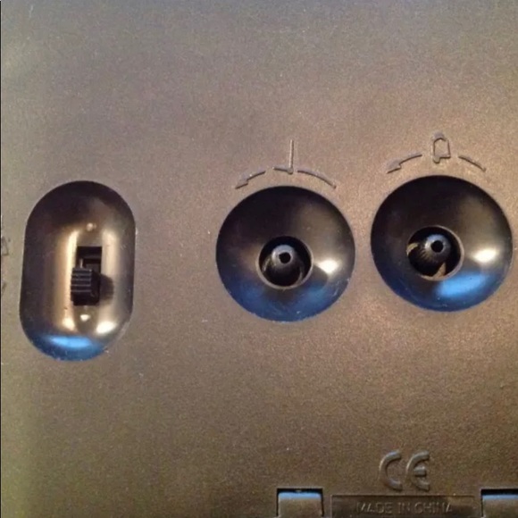 Large Analog Alarm Display Decorative Clock - Picture 3 of 4